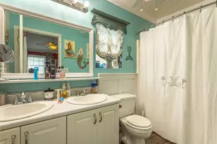 902 NW Ave D, Carrabelle, FL 32322 - Photo 19