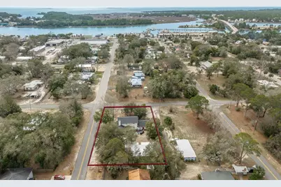 902 NW Ave D, Carrabelle, FL 32322 - Photo 5