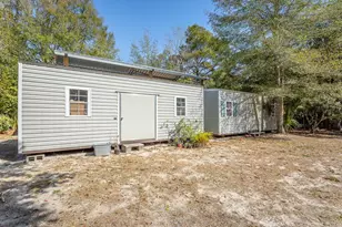 902 NW Ave D, Carrabelle, FL 32322 - Photo 23