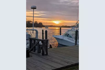 902 NW Ave D, Carrabelle, FL 32322 - Photo 25