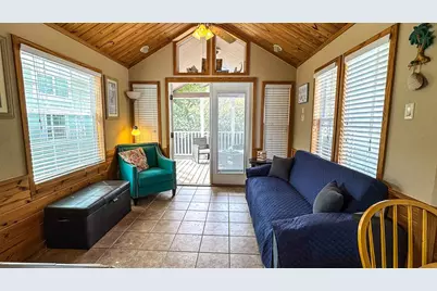 1843 Hwy 98 W #5, Carrabelle, FL 32322 - Photo 5