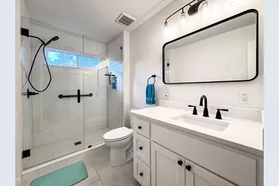 121 5th St, Apalachicola, FL 32320 - Photo 27