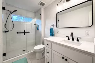 121 5th St, Apalachicola, FL 32320 - Photo 27