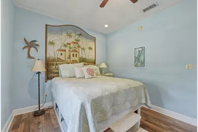 548 E Pine Ave, Saint George Island, FL 32328 - Photo 17