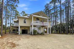 548 E Pine Ave, Saint George Island, FL 32328 - Photo 73