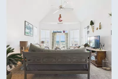 128 E Gorrie Dr, Saint George Island, FL 32328 - Photo 11