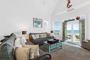 128 E Gorrie Dr, Saint George Island, FL 32328 - Photo 15