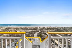 128 E Gorrie Dr, Saint George Island, FL 32328 - Photo 17