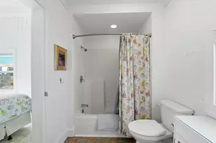 473 E Gorrie Dr, Saint George Island, FL 32328 - Photo 31