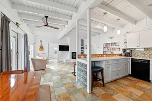 473 E Gorrie Dr, Saint George Island, FL 32328 - Photo 9