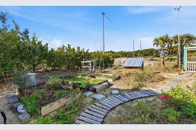 473 E Gorrie Dr, Saint George Island, FL 32328 - Photo 61