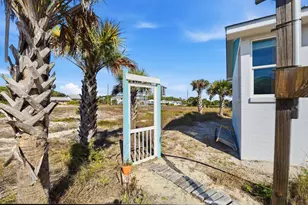 473 E Gorrie Dr, Saint George Island, FL 32328 - Photo 63