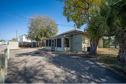 324 Long Ave, Port Saint Joe, FL 32456 - Photo 11