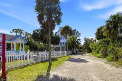 312 Land St, Saint George Island, FL 32328 - Photo 75