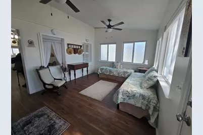 38-2 E Pine St, Lanark Village, FL 32323 - Photo 5