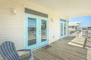 733 E Gulf Beach Dr, Saint George Island, FL 32328 - Photo 15