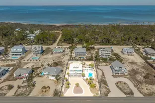 733 E Gulf Beach Dr, Saint George Island, FL 32328 - Photo 31