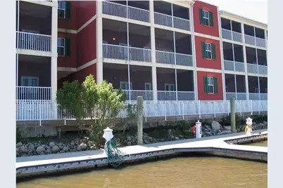 329 Water St #308, Apalachicola, FL 32320 - Photo 3