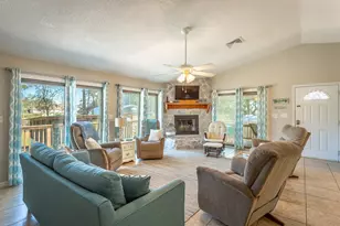 10 6th St, Eastpoint, FL 32328 - Photo 35