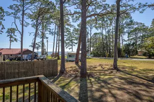 10 6th St, Eastpoint, FL 32328 - Photo 15