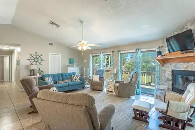 10 6th St, Eastpoint, FL 32328 - Photo 13