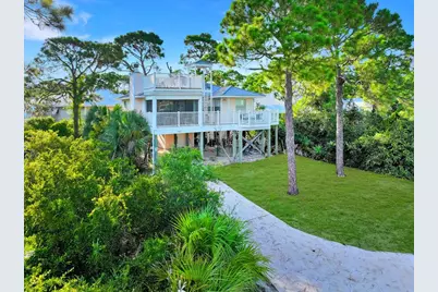 147 Florida Ave, Port Saint Joe, FL 32456 - Photo 1