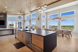 563 Secluded Dunes Dr, Port Saint Joe, FL 32456 - Photo 17