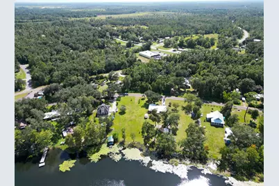 396 W Lakeview Dr, Wewahitchka, FL 32465 - Photo 3