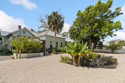 201 8th St, Port Saint Joe, FL 32456 - Photo 43