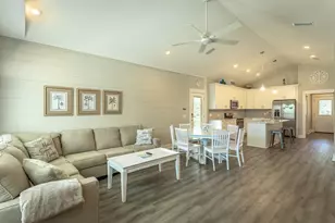 149 Las Brisas Dr, Eastpoint, FL 32328 - Photo 17