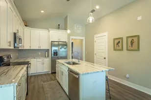 149 Las Brisas Dr, Eastpoint, FL 32328 - Photo 15