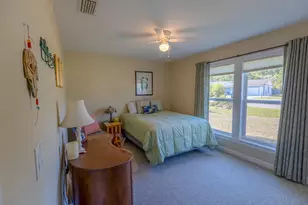 652 Longwood Ct, Eastpoint, FL 32328 - Photo 9