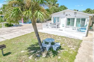 633 E Gorrie Dr, Saint George Island, FL 32328 - Photo 5