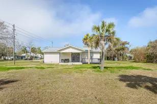 76 Ave H, Apalachicola, FL 32320 - Photo 31