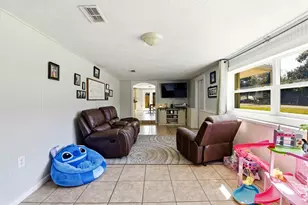 1012 N W Ave C, Carrabelle, FL 32322 - Photo 11