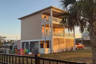 501 W Gulf Beach Dr, Saint George Island, FL 32328 - Photo 33