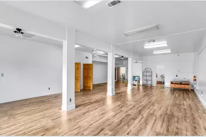 51 Market St #A, Apalachicola, FL 32320 - Photo 5