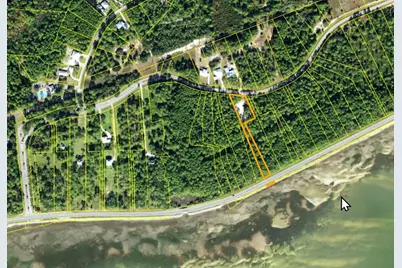 296 Gramercy Plantation Blvd, Eastpoint, FL 32328 - Photo 1