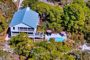 1464 Bayberry Ln, Saint George Island, FL 32328 - Photo 3