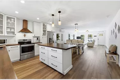 121 Cedar St, Eastpoint, FL 32328 - Photo 5