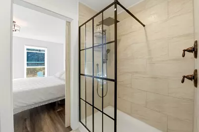 121 Cedar St, Eastpoint, FL 32328 - Photo 17