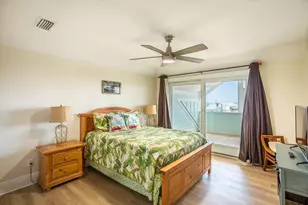 809 E Gulf Beach Dr, Saint George Island, FL 32328 - Photo 27