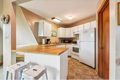 1048 W Gorrie Dr, Saint George Island, FL 32328 - Photo 9