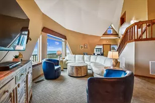 1048 W Gorrie Dr, Saint George Island, FL 32328 - Photo 3