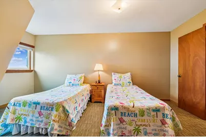 1048 W Gorrie Dr, Saint George Island, FL 32328 - Photo 13