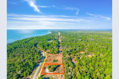 375 Gramercy Plantation Blvd, Eastpoint, FL 32328 - Photo 3