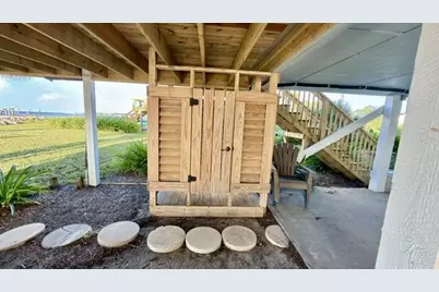 415 N Sawyer St, Saint George Island, FL 32328 - Photo 33