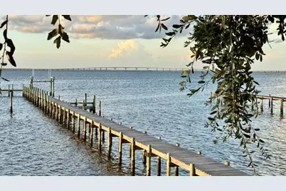 415 N Sawyer St, Saint George Island, FL 32328 - Photo 19