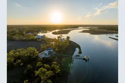 588 River Rd, Carrabelle, FL 32322 - Photo 3