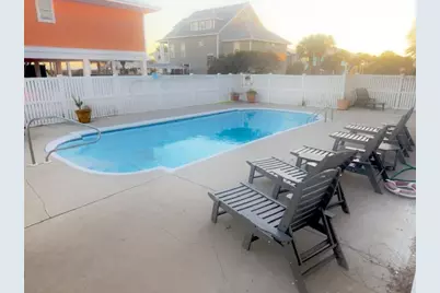 1040 E Gulf Beach Dr, Saint George Island, FL 32328 - Photo 17